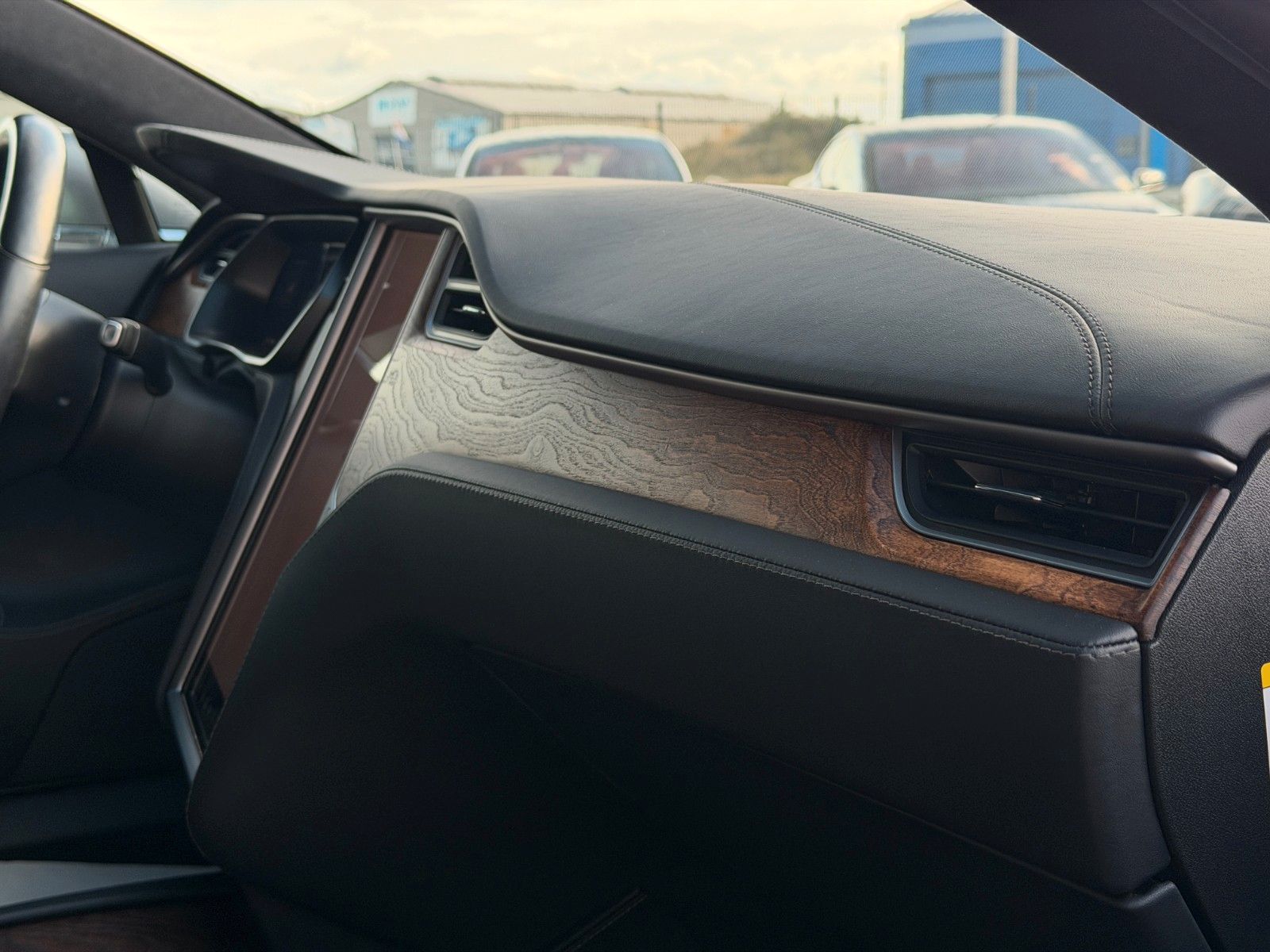 Tesla Model S MODEL S LONG RANGE RAVEN | MATT WRAP |