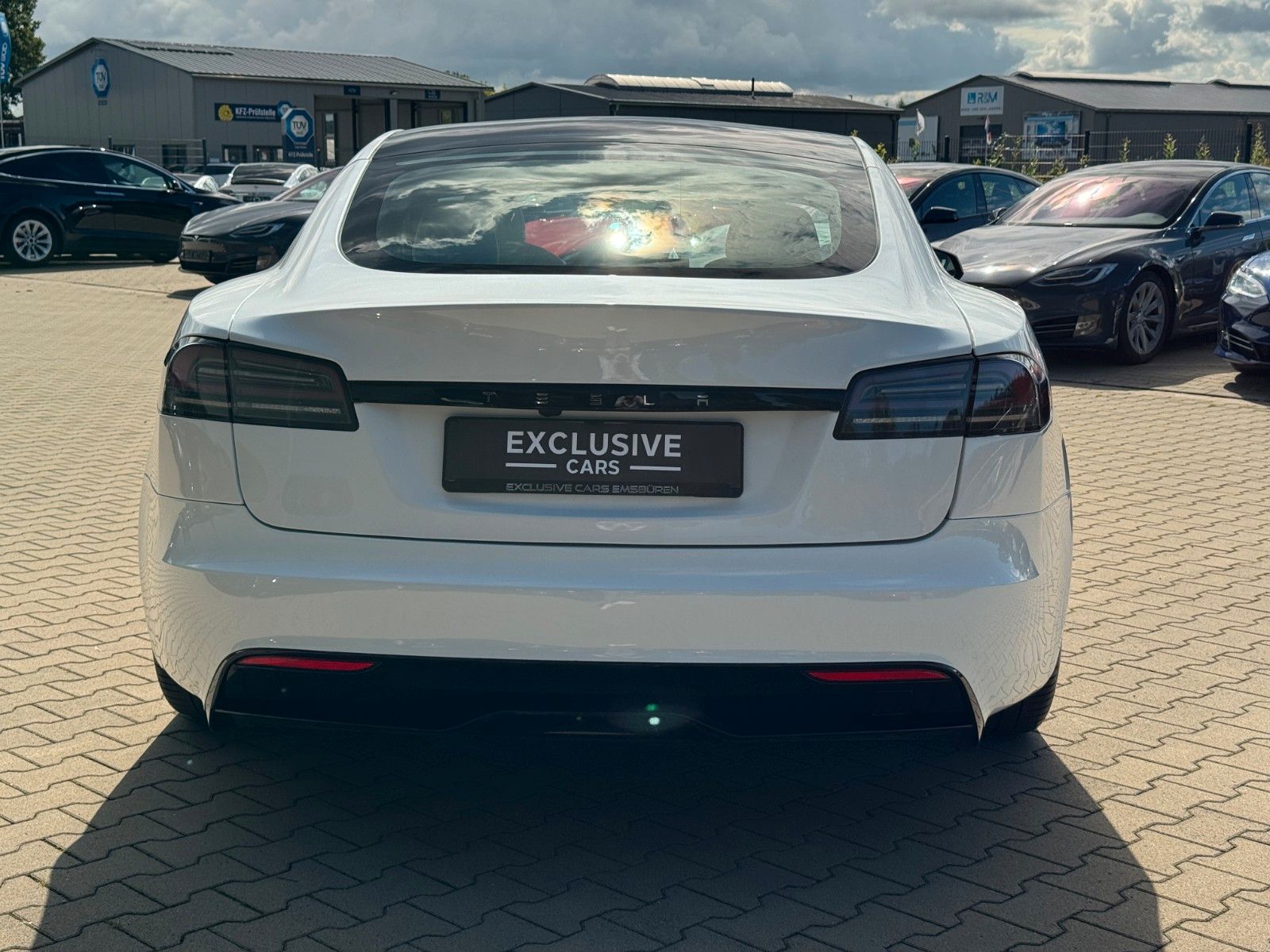 Tesla Model S MODEL S PALLADIUM MAXIMAL RANGE | WOOD | AHK |