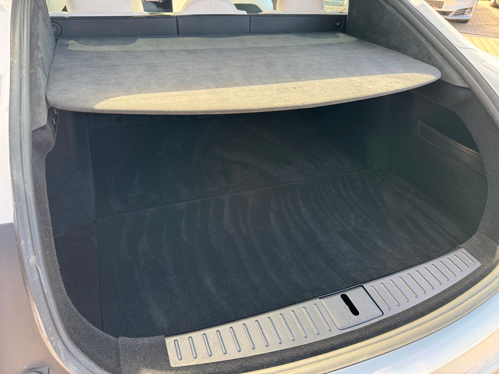 Tesla Model S MODEL S PALLADIUM MAXIMAL RANGE | WOOD | AHK |