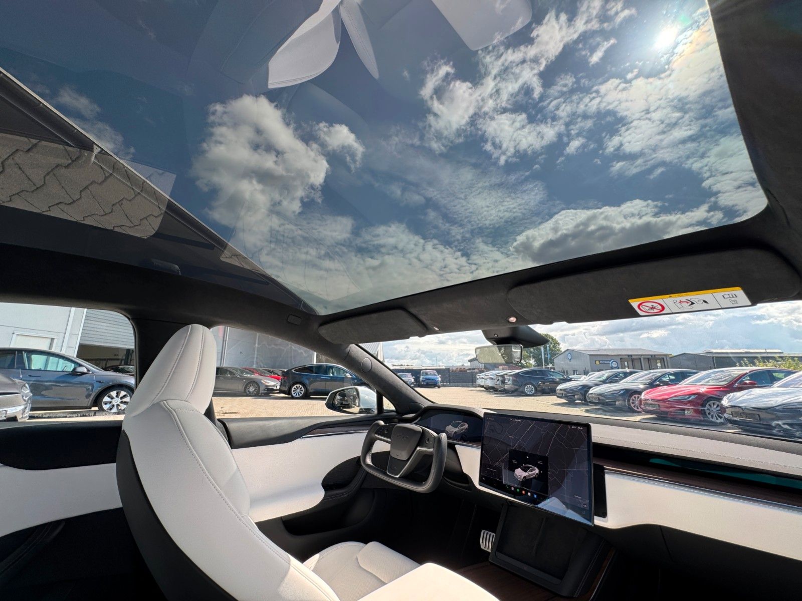 Tesla Model S MODEL S PALLADIUM MAXIMAL RANGE | WOOD | AHK |