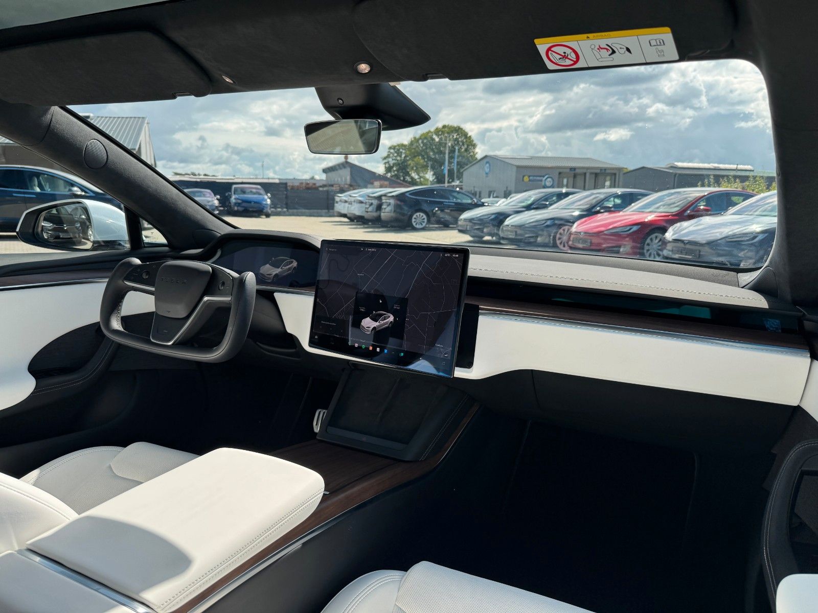 Tesla Model S MODEL S PALLADIUM MAXIMAL RANGE | WOOD | AHK |