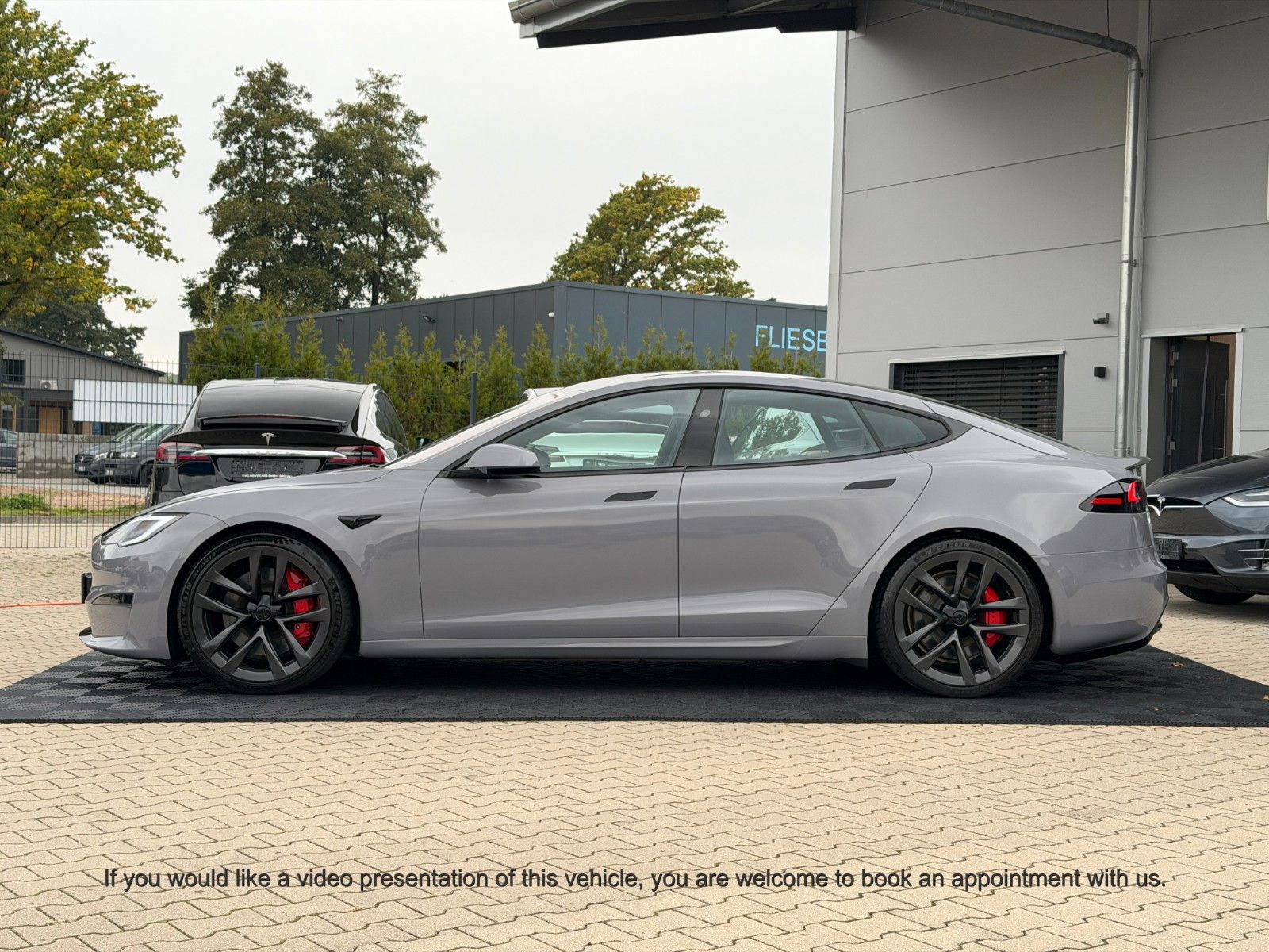 Tesla Model S MODEL S PLAID | NARDO-GREY WRAP | 21&quot; ARACHNID