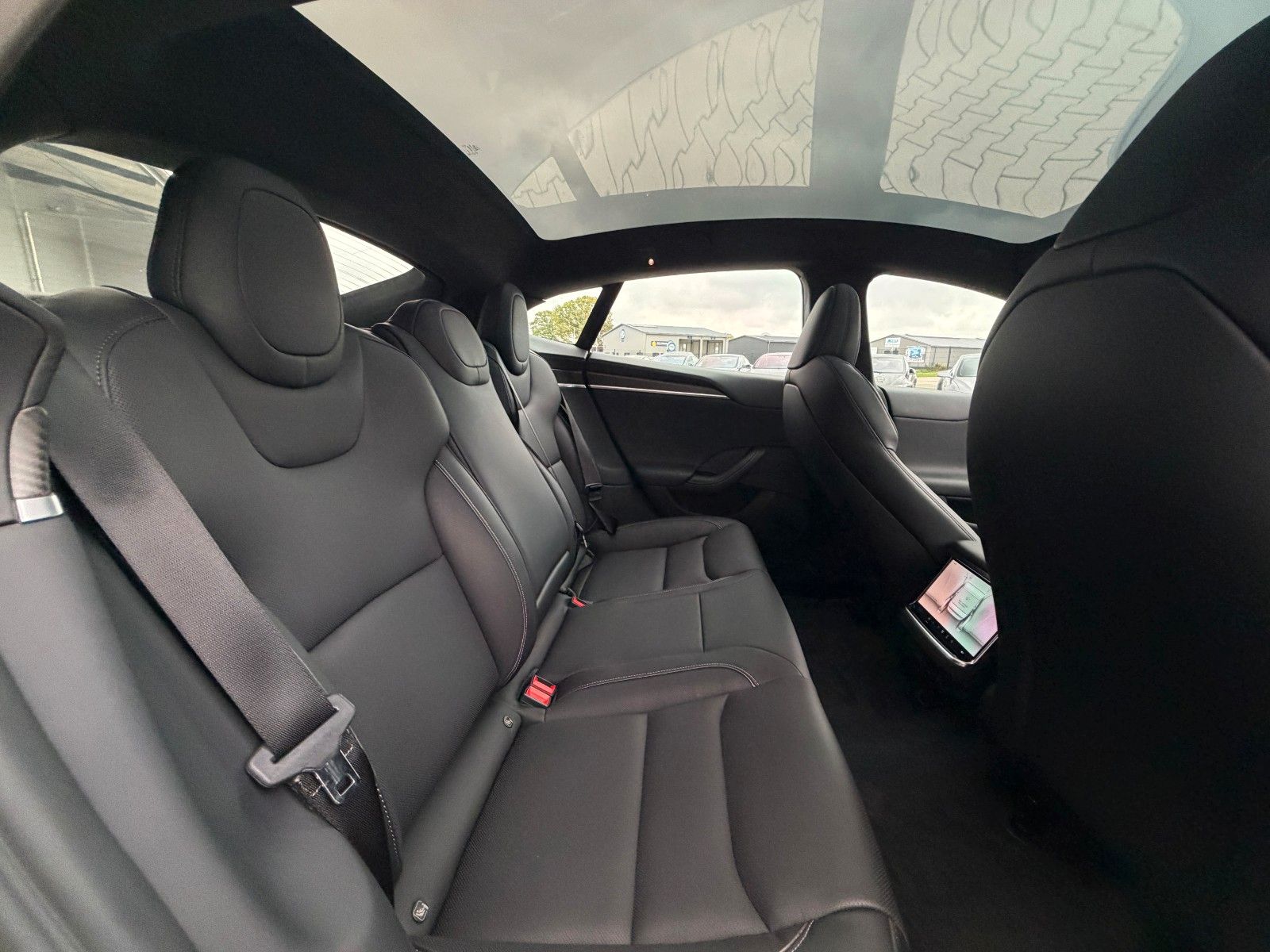 Tesla Model S MODEL S PLAID | NARDO-GREY WRAP | 21&quot; ARACHNID
