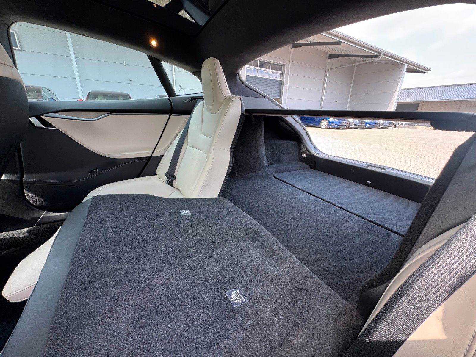 Tesla Model S MODEL S RAVEN LONG RANGE | AP 3 | CREME |