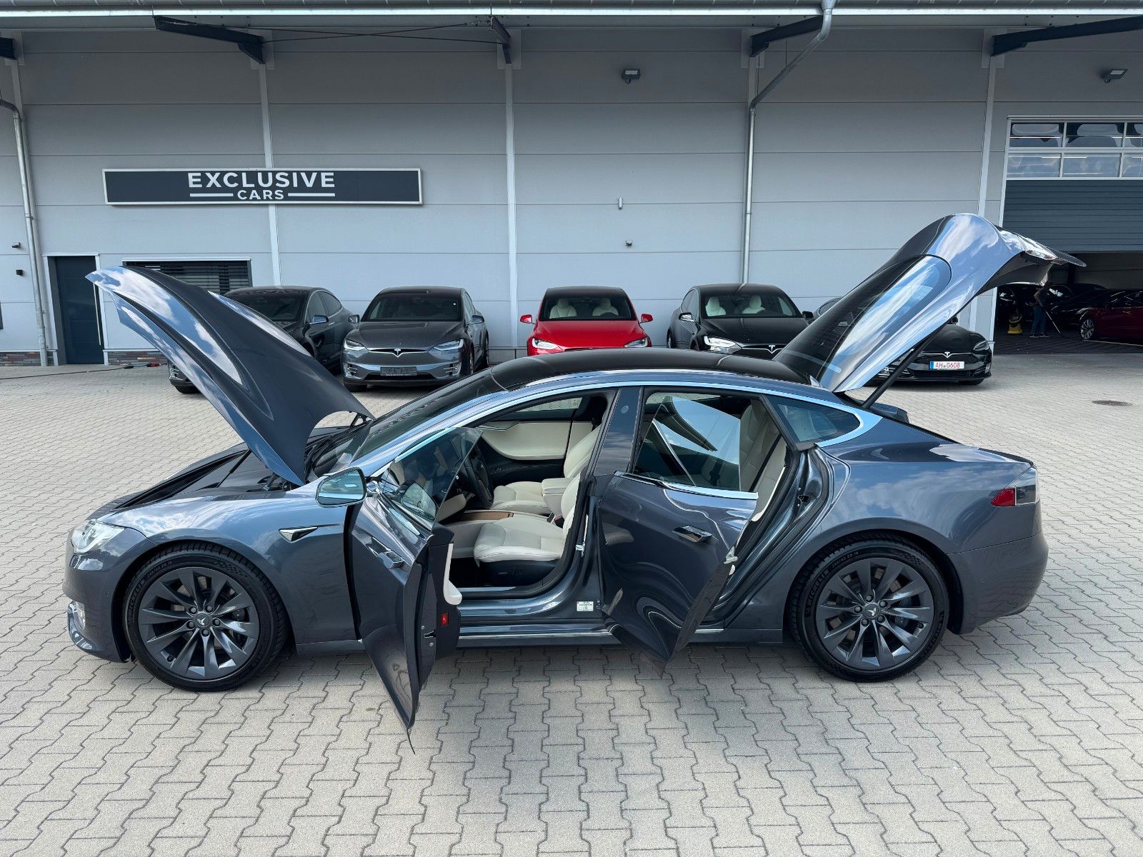 Tesla Model S MODEL S RAVEN LONG RANGE | AP 3 | CREME |