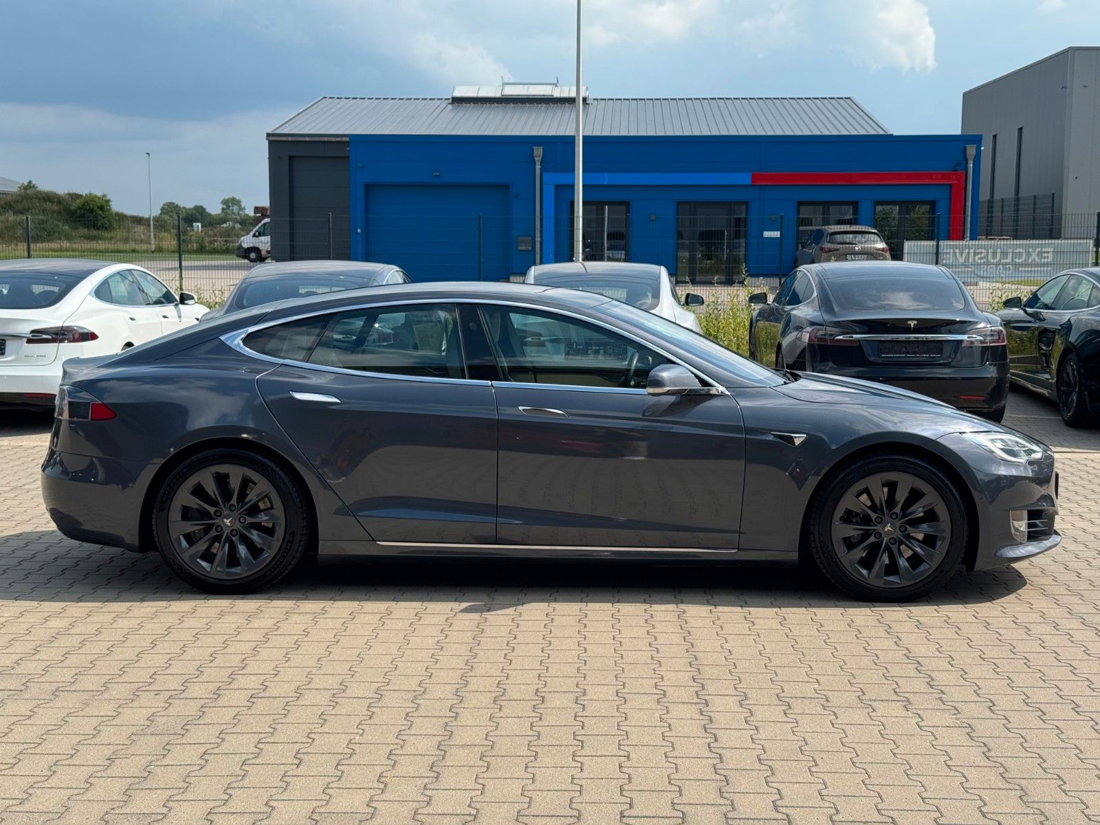 Tesla Model S MODEL S RAVEN LONG RANGE | AP 3 | CREME |