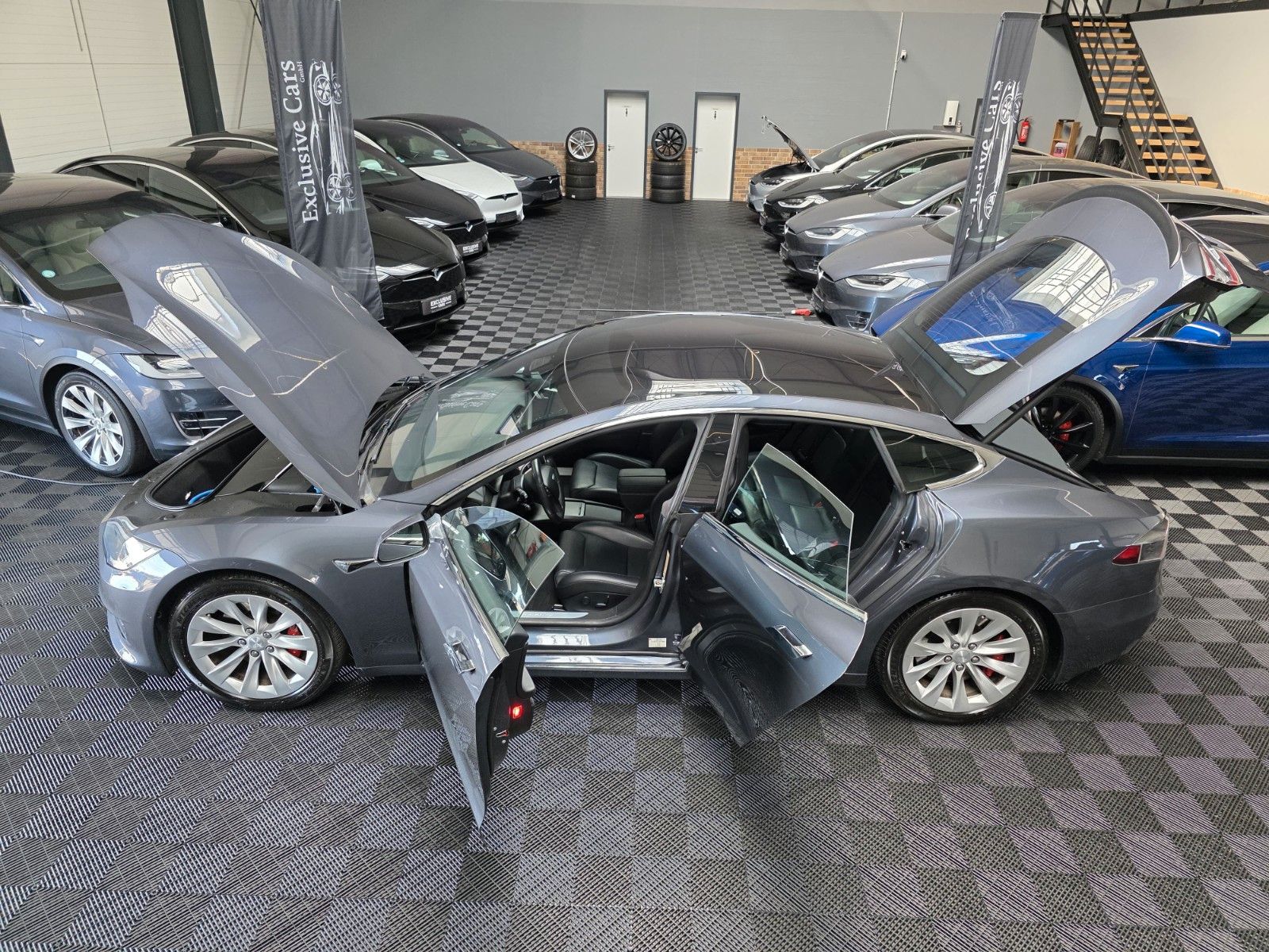 Tesla Model S MODEL S RAVEN PERFORMANCE | AP 3.0 | CARBON |