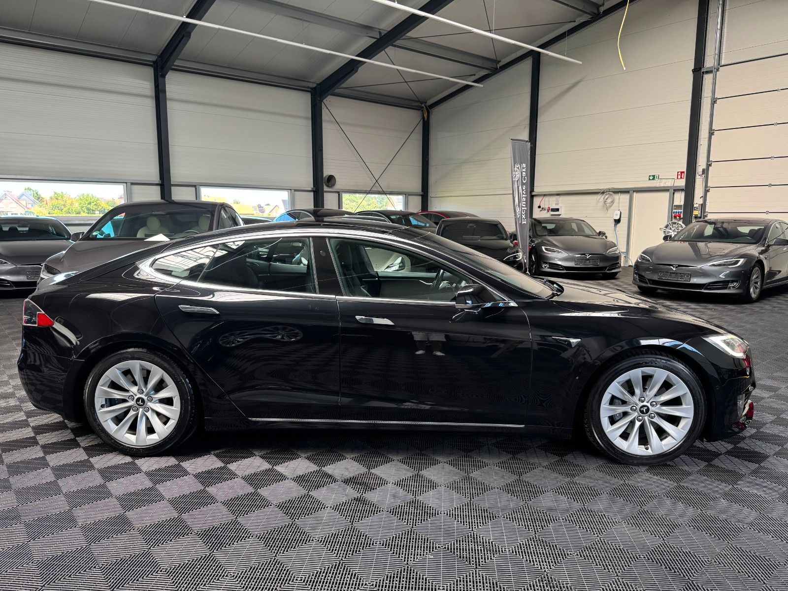 Tesla Model S MODEL S75D | ENHANCED AP | MCU2 | CCS |