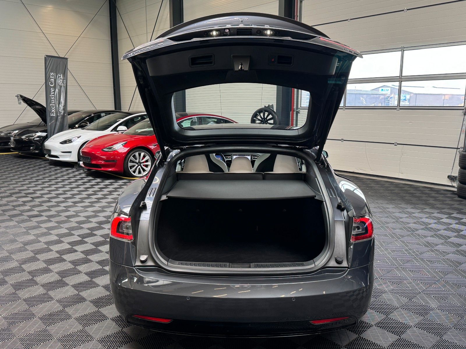 Tesla Model S MODEL S75D | MCU2 | 21INCH | WHITE SEAT |