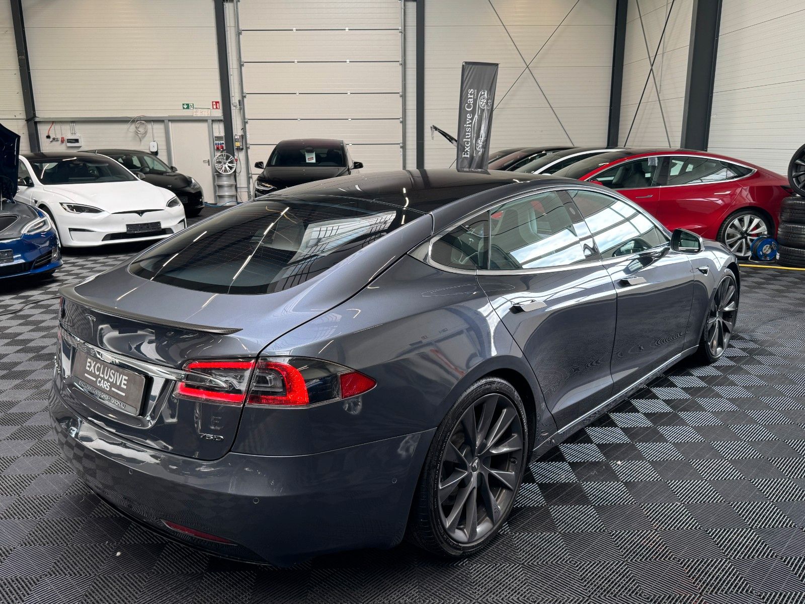 Tesla Model S MODEL S75D | MCU2 | 21INCH | WHITE SEAT |