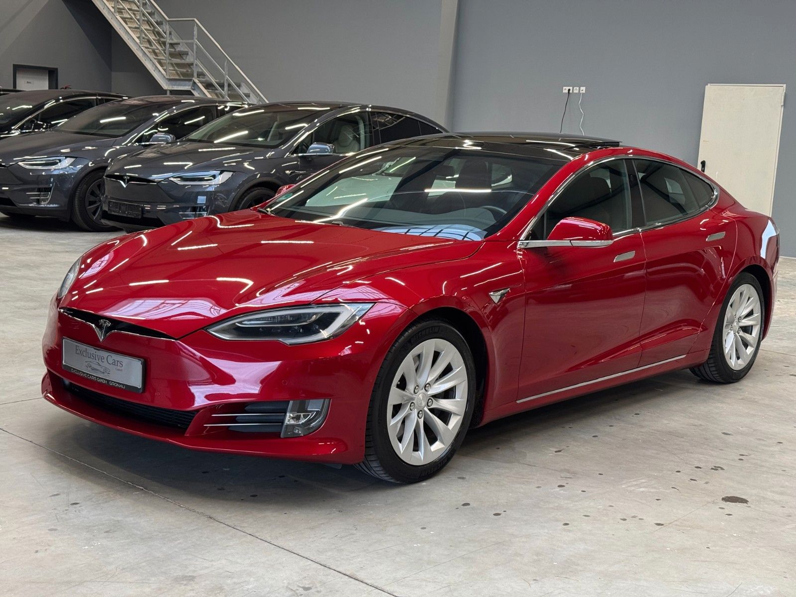 Tesla Model S MODEL S75D | MCU2 | AP2.5 | ASH WOOD | 97,93% |