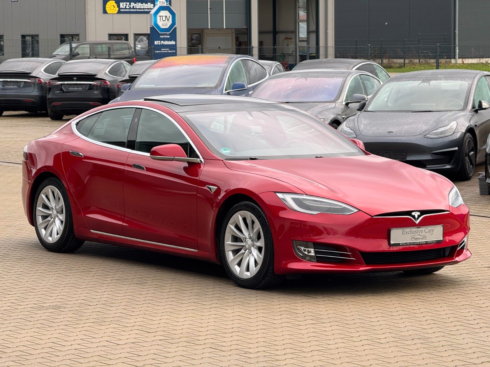Tesla Model S MODEL S75D | MCU2 | AP2.5 | ASH WOOD | 97,93% |