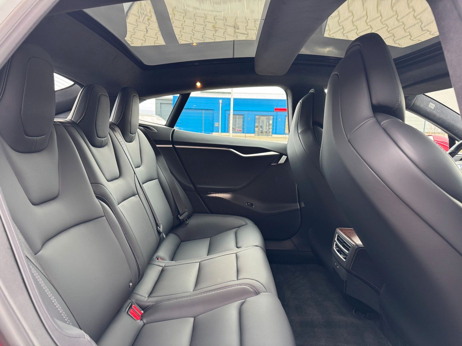 Tesla Model S MODEL S75D | MCU2 | AP2.5 | ASH WOOD | 97,93% |