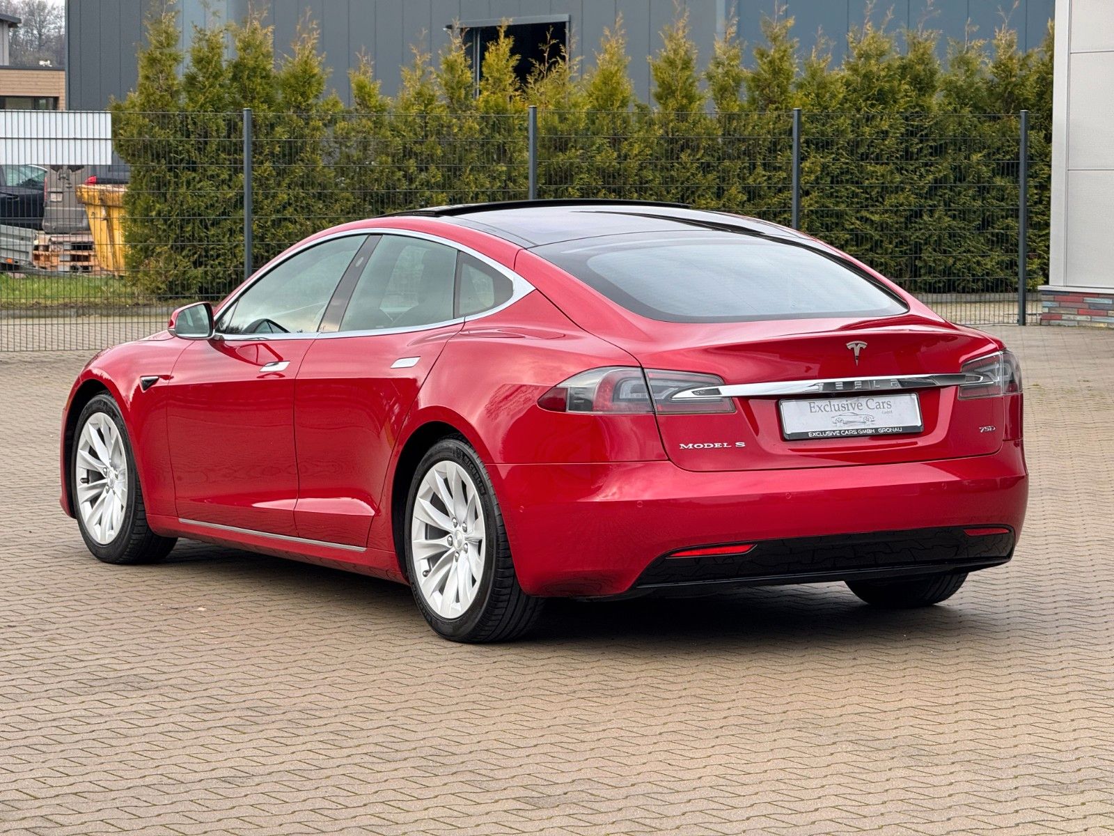 Tesla Model S MODEL S75D | MCU2 | AP2.5 | ASH WOOD | 97,93% |