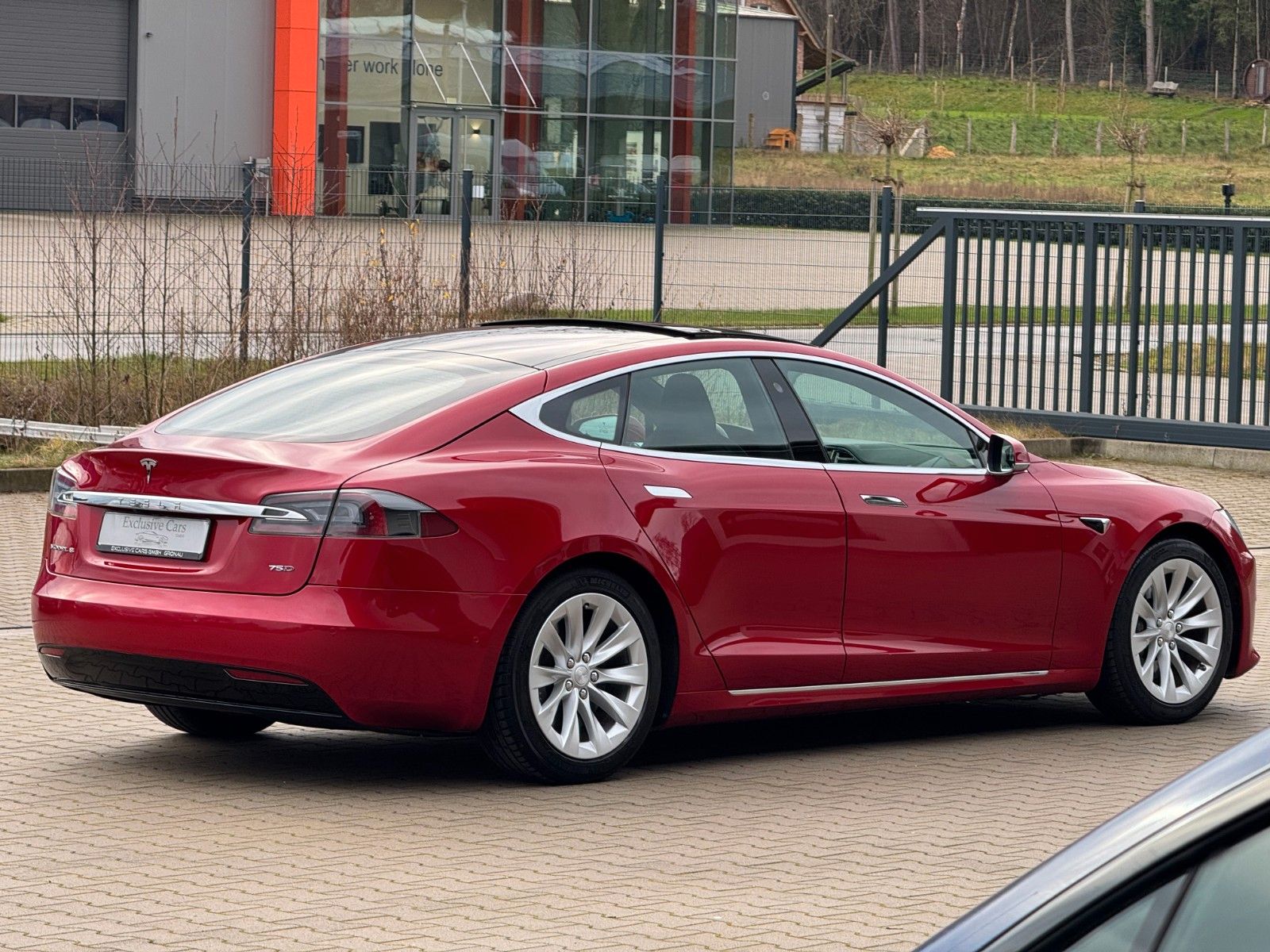 Tesla Model S MODEL S75D | MCU2 | AP2.5 | ASH WOOD | 97,93% |