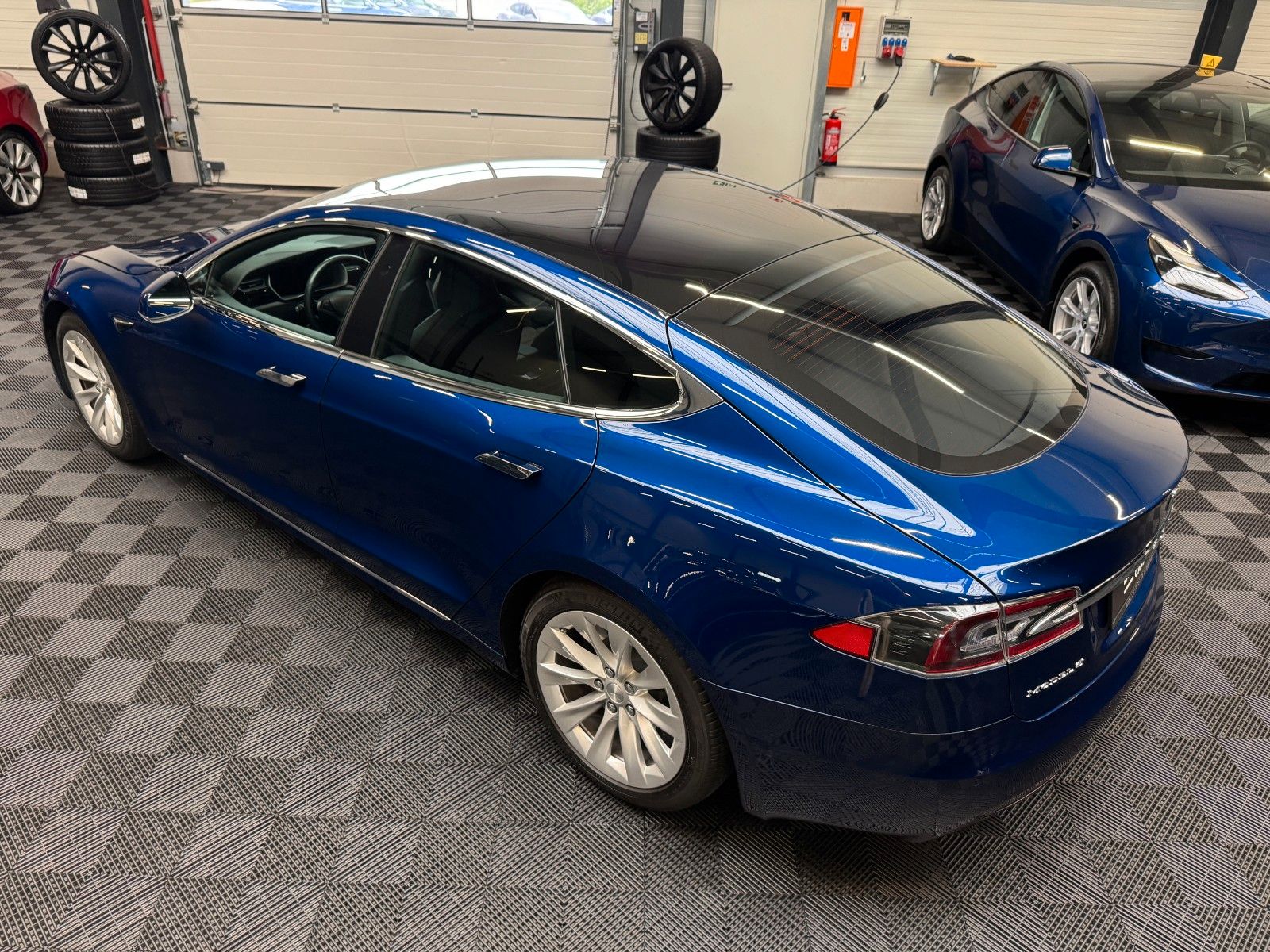 Tesla Model S MODEL S75D | MCU2 | CCS | 7.000 KM |