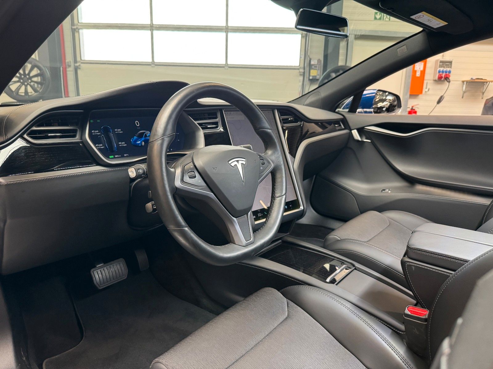 Tesla Model S MODEL S75D | MCU2 | CCS | 7.000 KM |