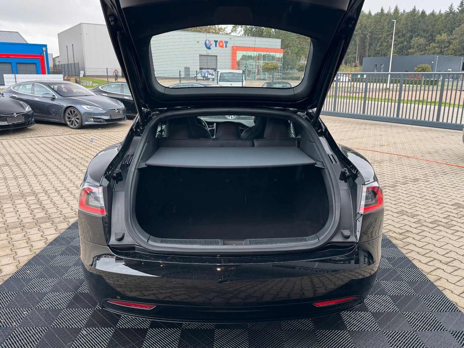 Tesla Model S MODEL S75D | MCU2 | ENHANCED AP |