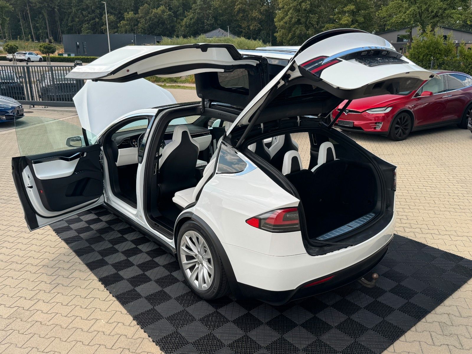 Tesla Model X MODEL X 100D | CCS | WHITE SEAT | 7SEATER |