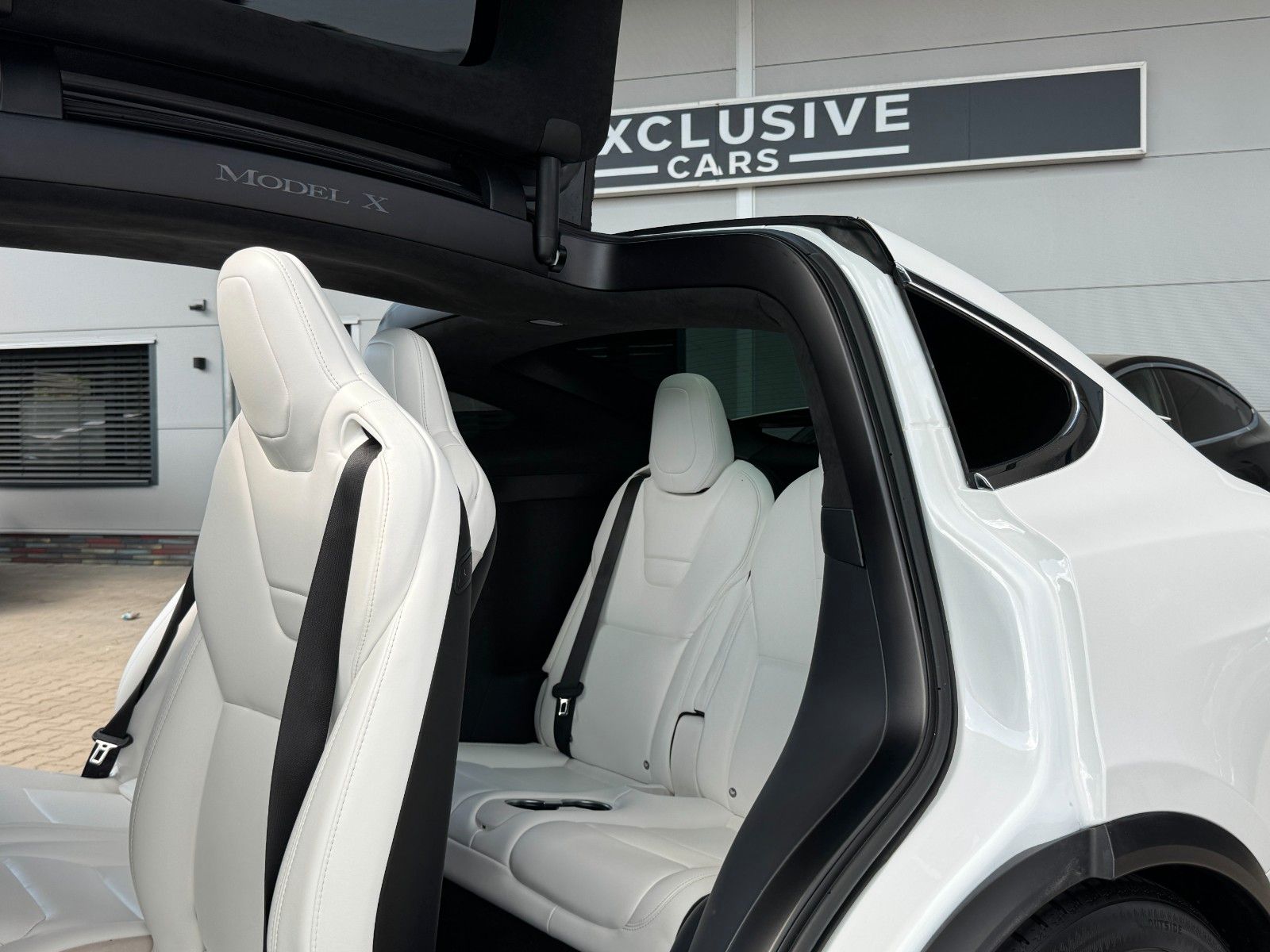 Tesla Model X MODEL X 100D | CCS | WHITE SEAT | 7SEATER |