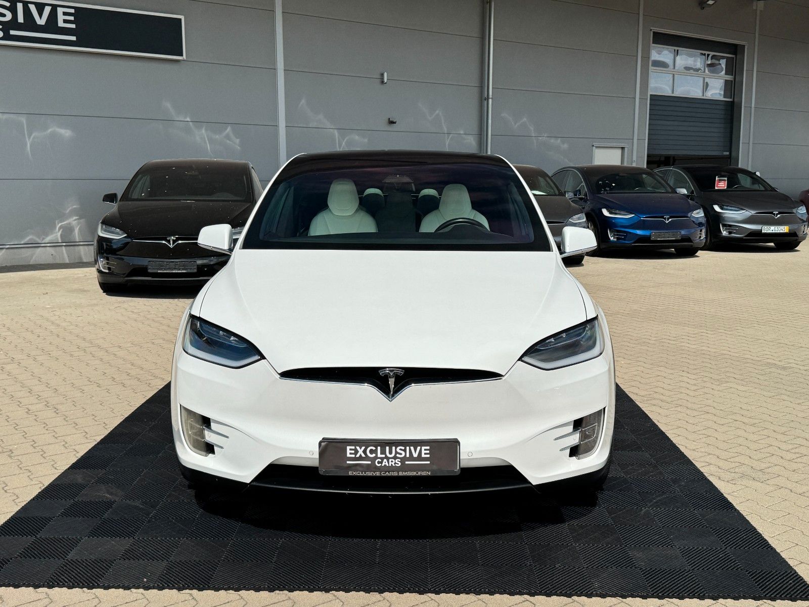 Tesla Model X MODEL X 100D | CCS | WHITE SEAT | 7SEATER |