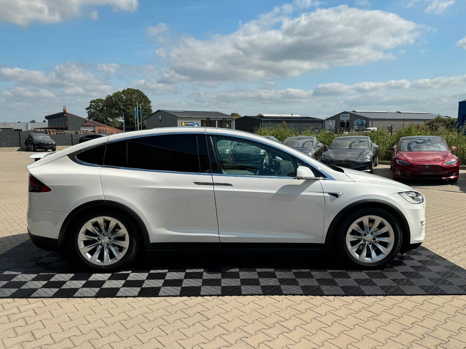 Tesla Model X MODEL X 100D | CCS | WHITE SEAT | 7SEATER |