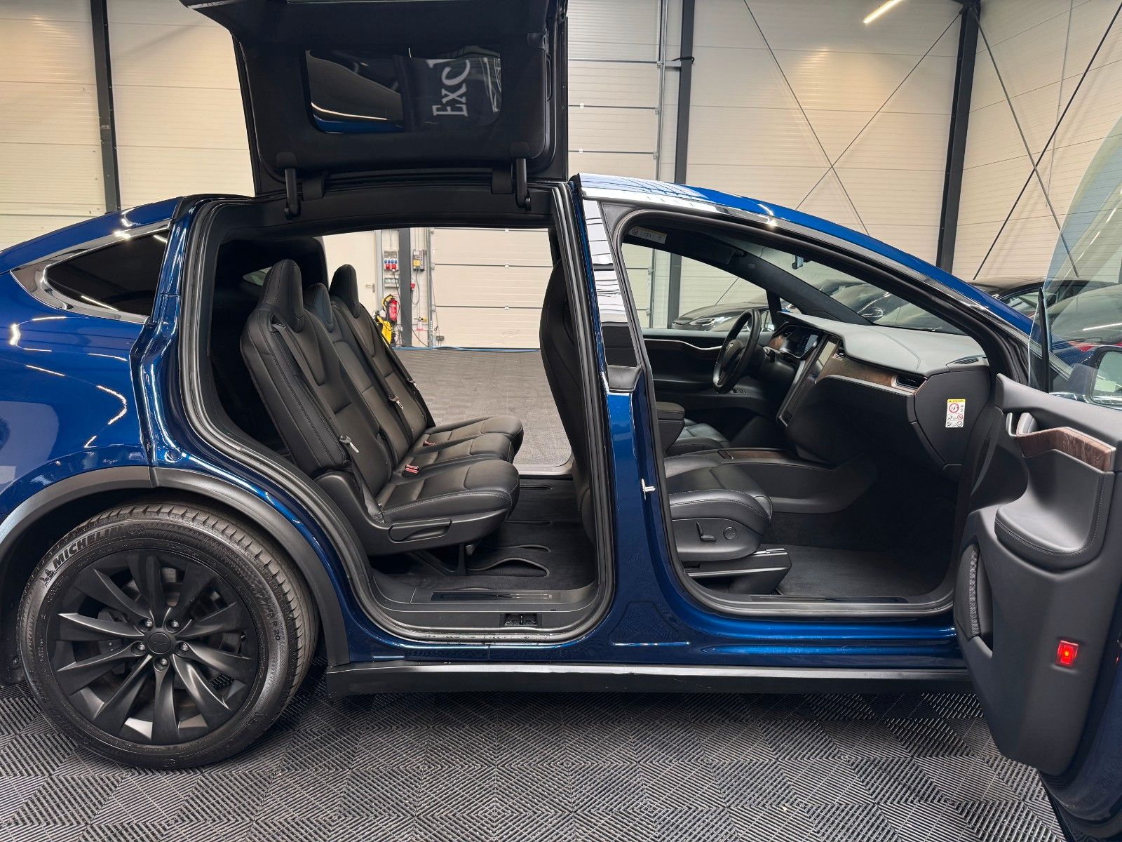 Tesla Model X MODEL X 100D | ENHANCED AP | MCU2 | 7 SEATS |