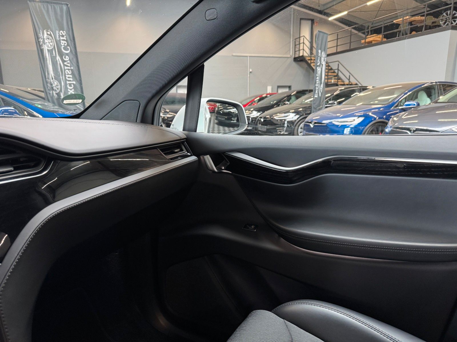 Tesla Model X MODEL X 100D | MCU2 | CCS | ASH WOOD |