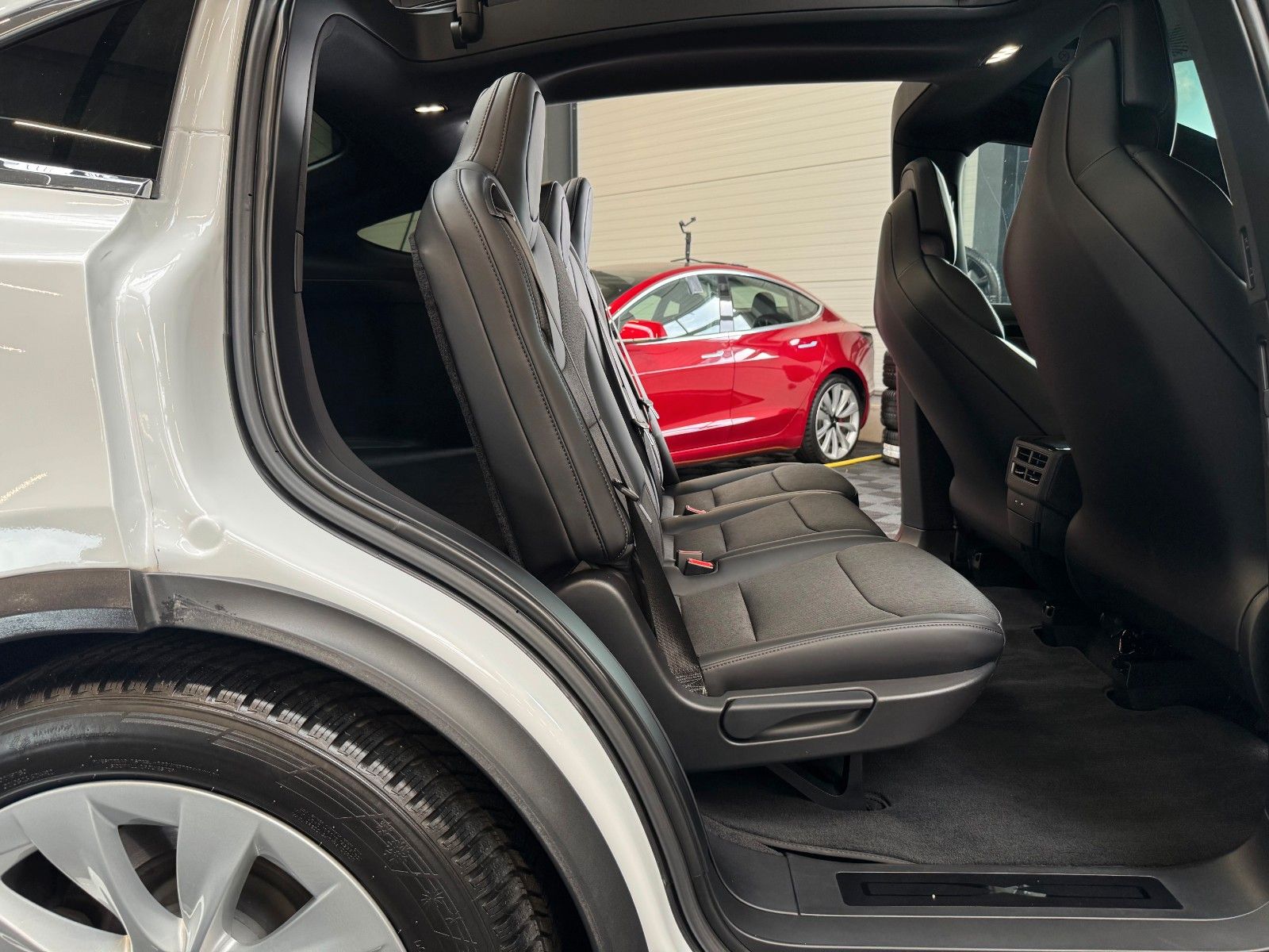Tesla Model X MODEL X 100D | MCU2 | CCS | ASH WOOD |