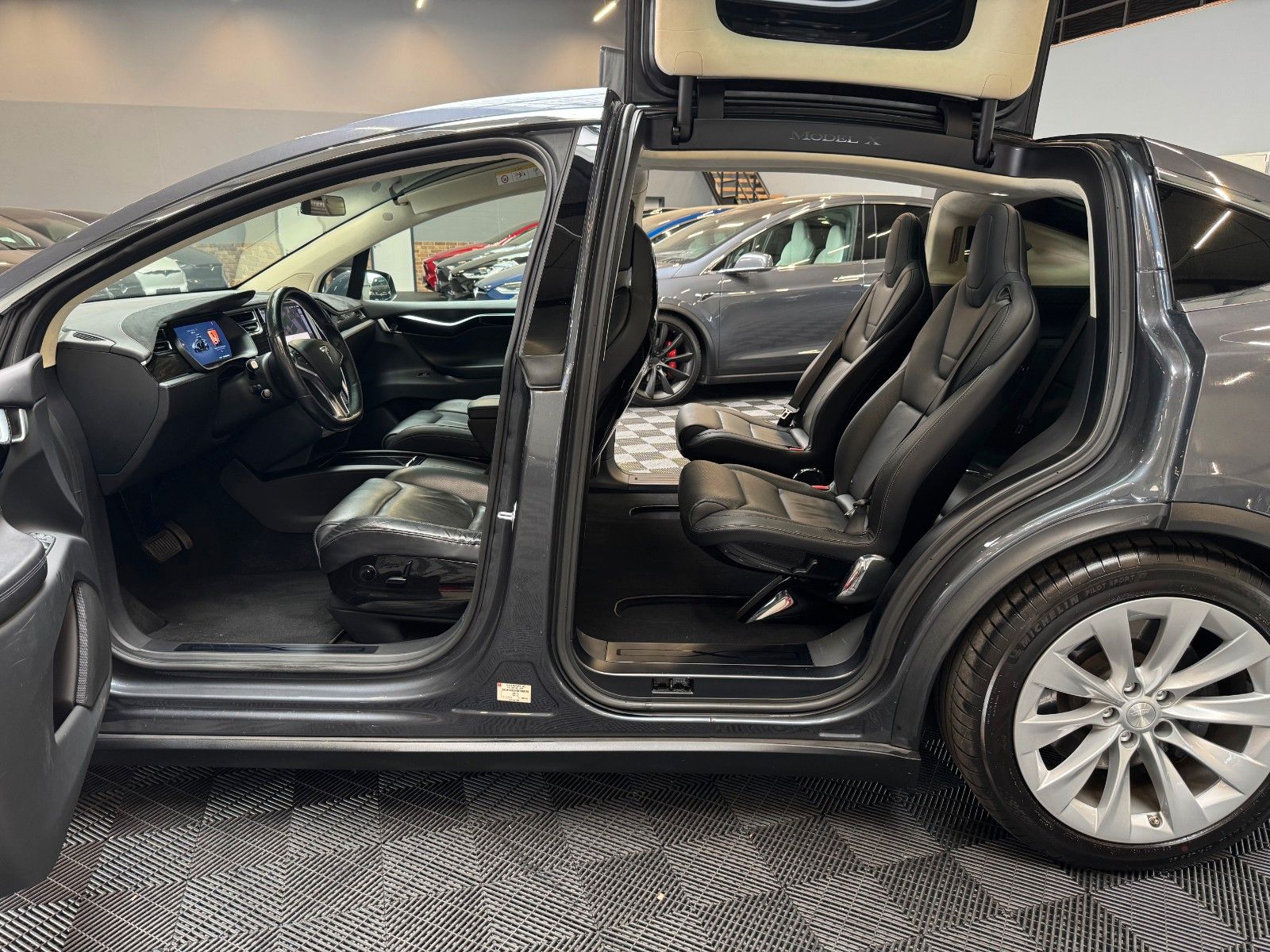 Tesla Model X MODEL X 90D |6 SEAT| FREE SUPERCHARG |MCU2| SC01