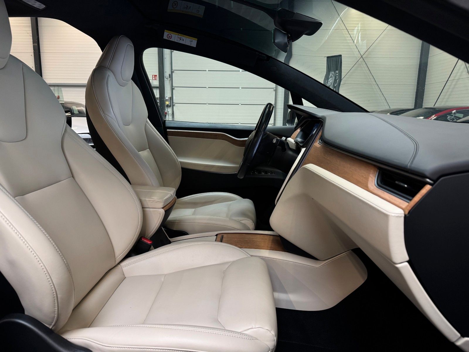 Tesla Model X MODEL X RAVEN PERFORMANCE | 6SEAT | CCS
