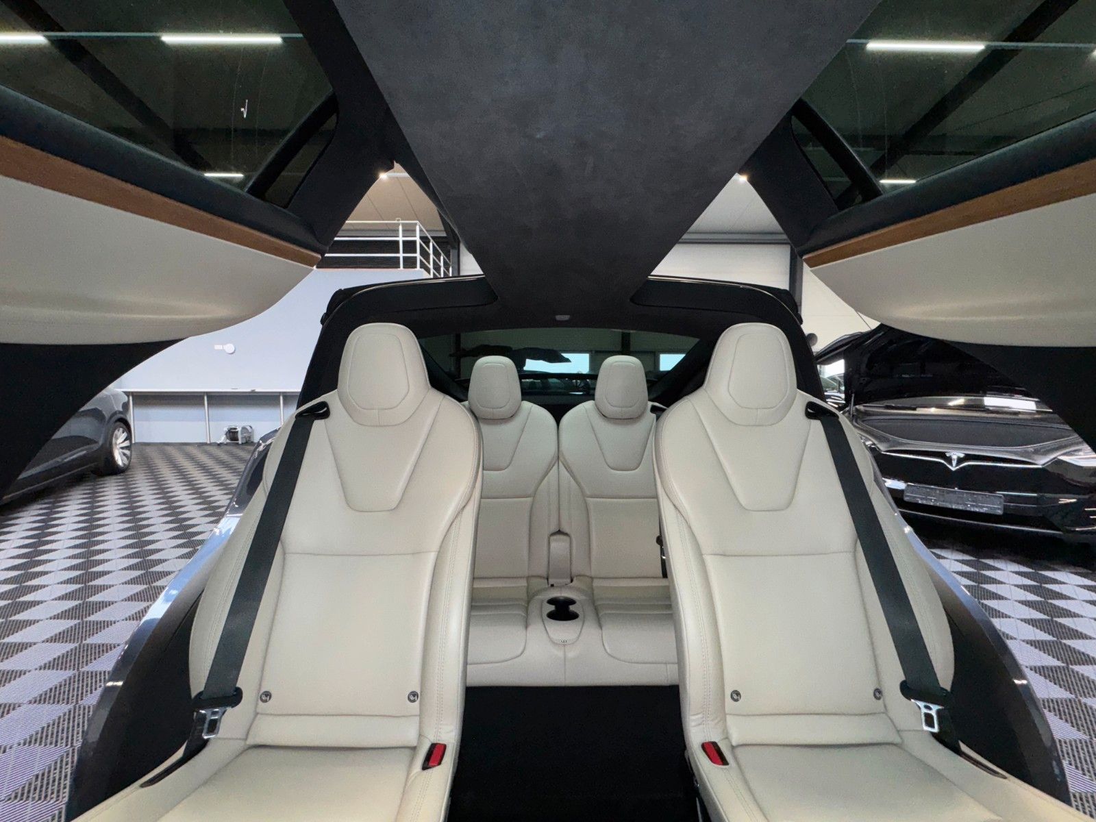 Tesla Model X MODEL X RAVEN PERFORMANCE | 6SEAT | CCS