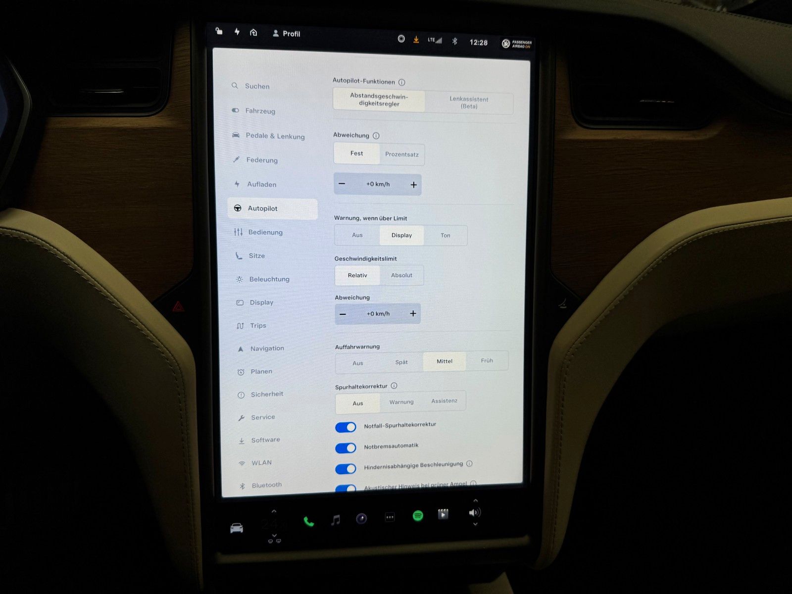 Tesla Model X MODEL X RAVEN PERFORMANCE | 6SEAT | CCS
