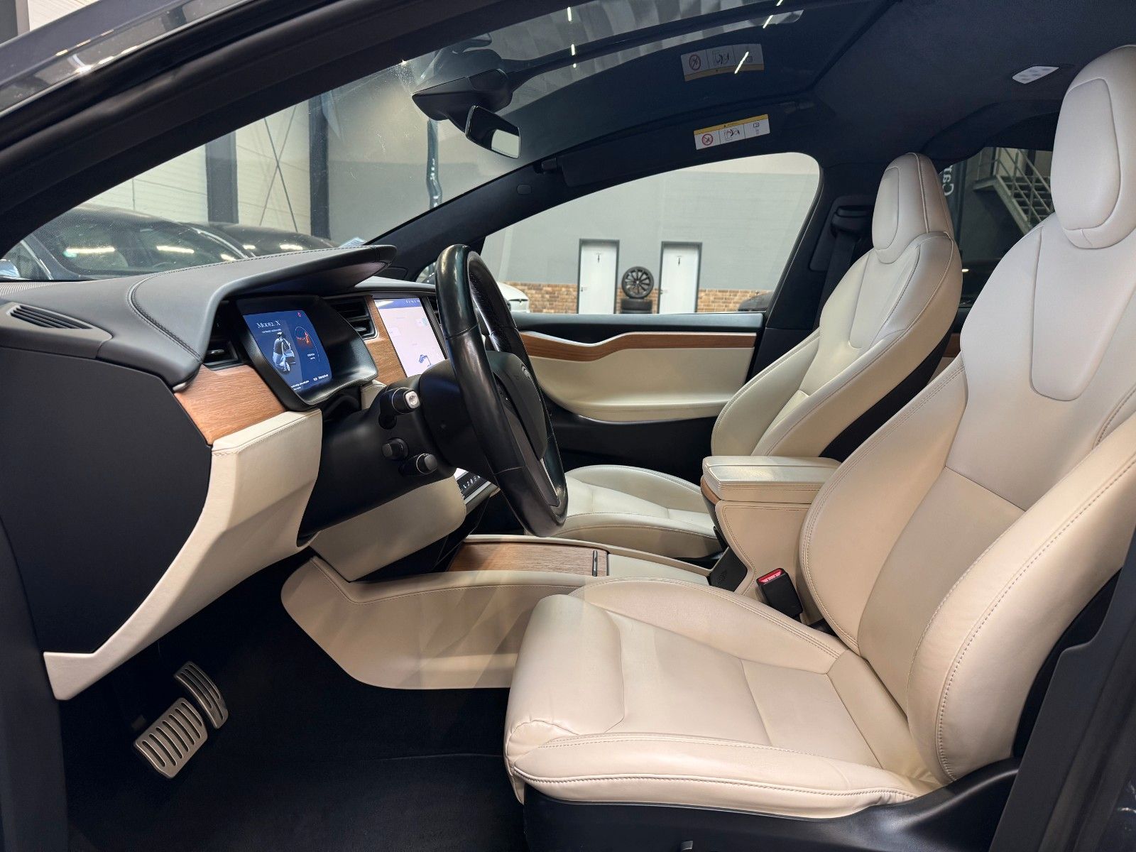 Tesla Model X MODEL X RAVEN PERFORMANCE | 6SEAT | CCS