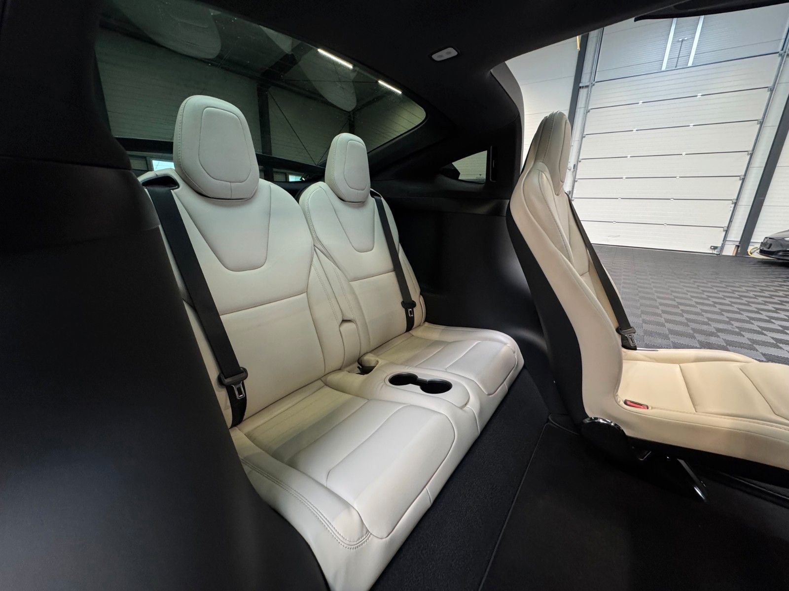 Tesla Model X MODEL X RAVEN PERFORMANCE | 6SEAT | CCS