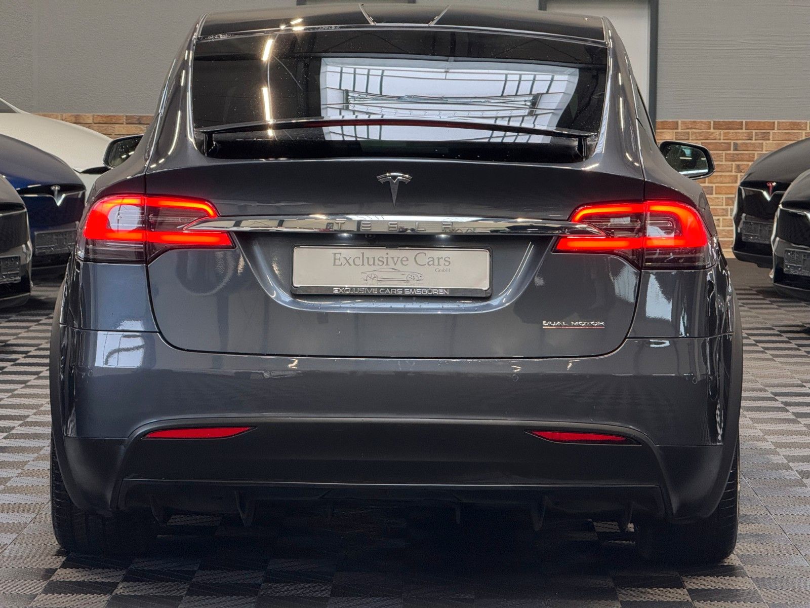 Tesla Model X MODEL X RAVEN PERFORMANCE | 6SEAT | CCS