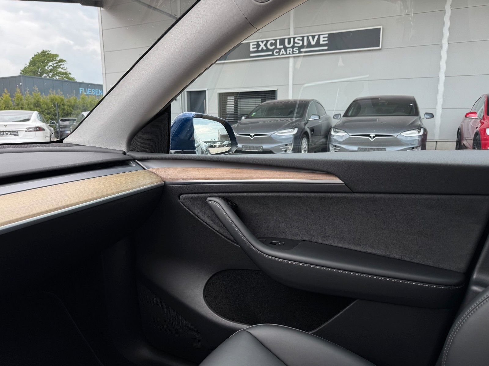 Tesla Model Y MODEL Y LONG RANGE | AMD RYZEN | AP HW 3.0 |AHK