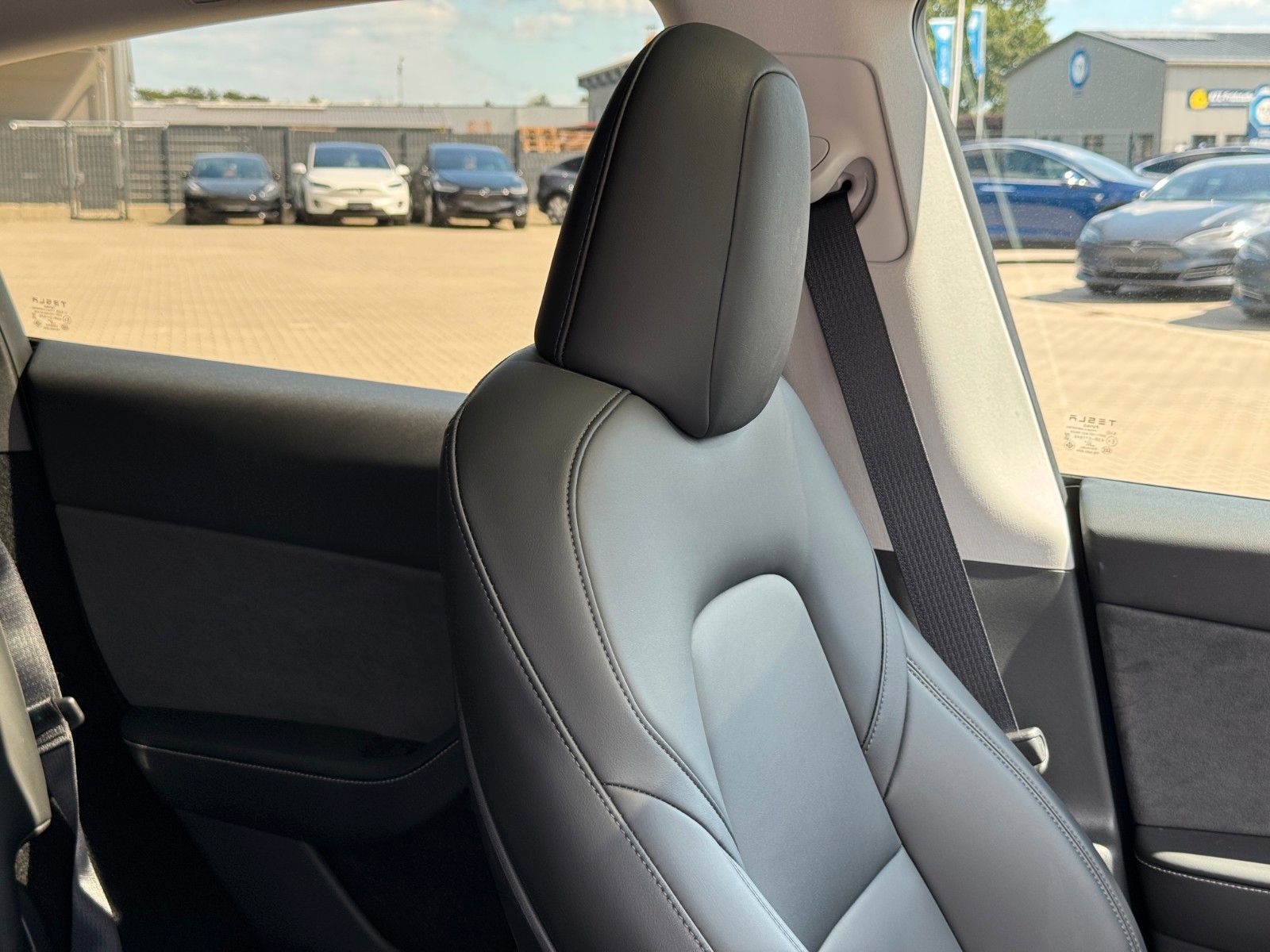 Tesla Model Y MODEL Y LONG RANGE | AMD RYZEN | AP HW 3.0 |AHK
