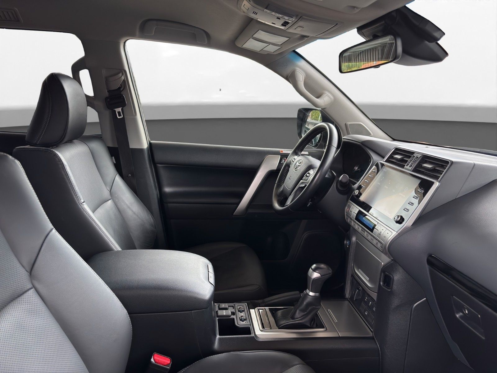 Toyota Land Cruiser Land Cruiser Luxury Leder Sitzlüftung CarPlay