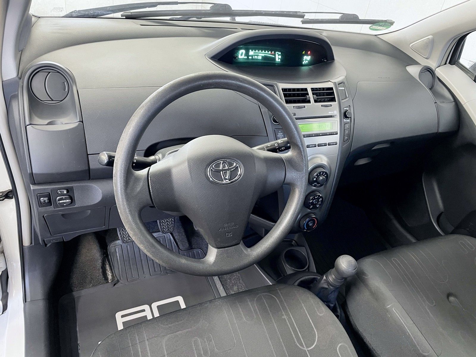 Toyota Yaris Yaris 1.0 Terra - Klimaanlage