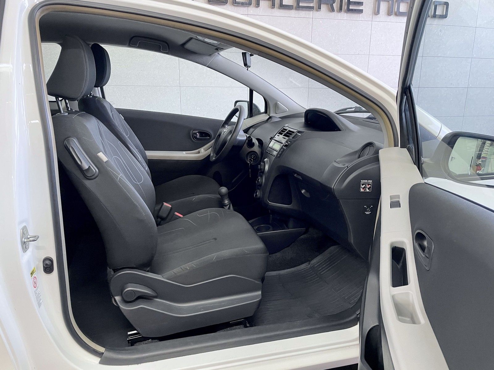 Toyota Yaris Yaris 1.0 Terra - Klimaanlage