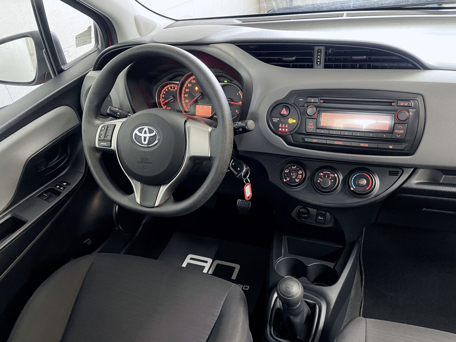 Toyota Yaris Yaris Klima+Sitzheizung+ZV+Business+Einparkhilfe