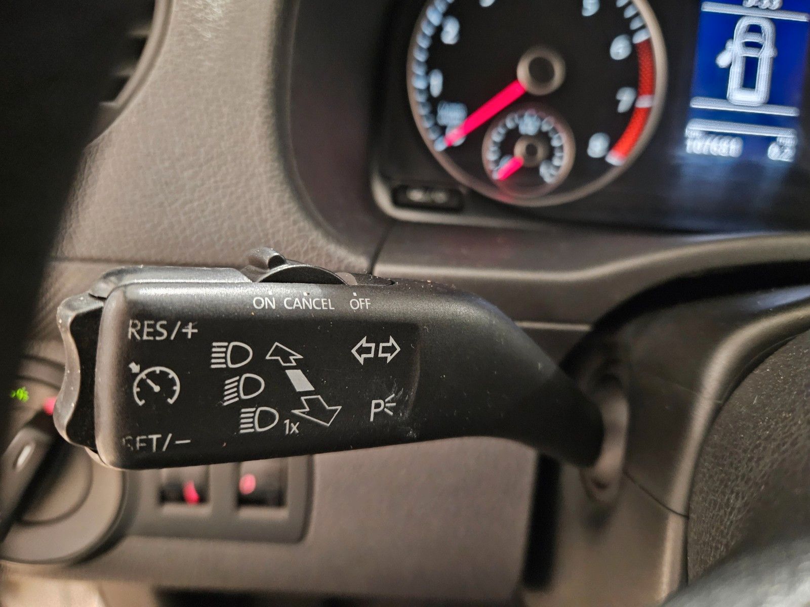 Volkswagen Caddy Caddy Kasten/Kombi Kasten EcoFuel,AHK,Klima