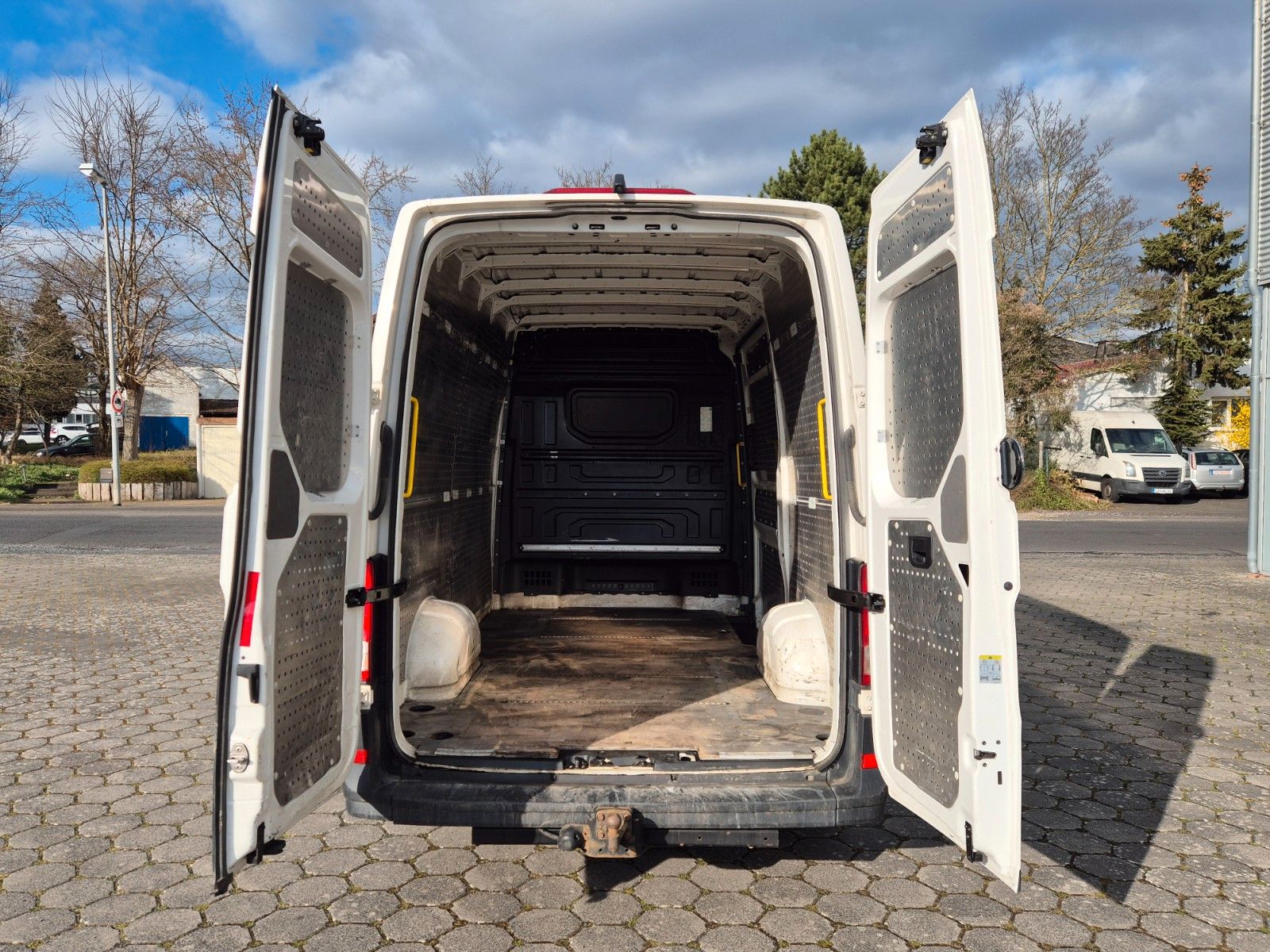 Volkswagen Crafter Crafter Kasten Kasten 35 mittellang Hochdach FWD