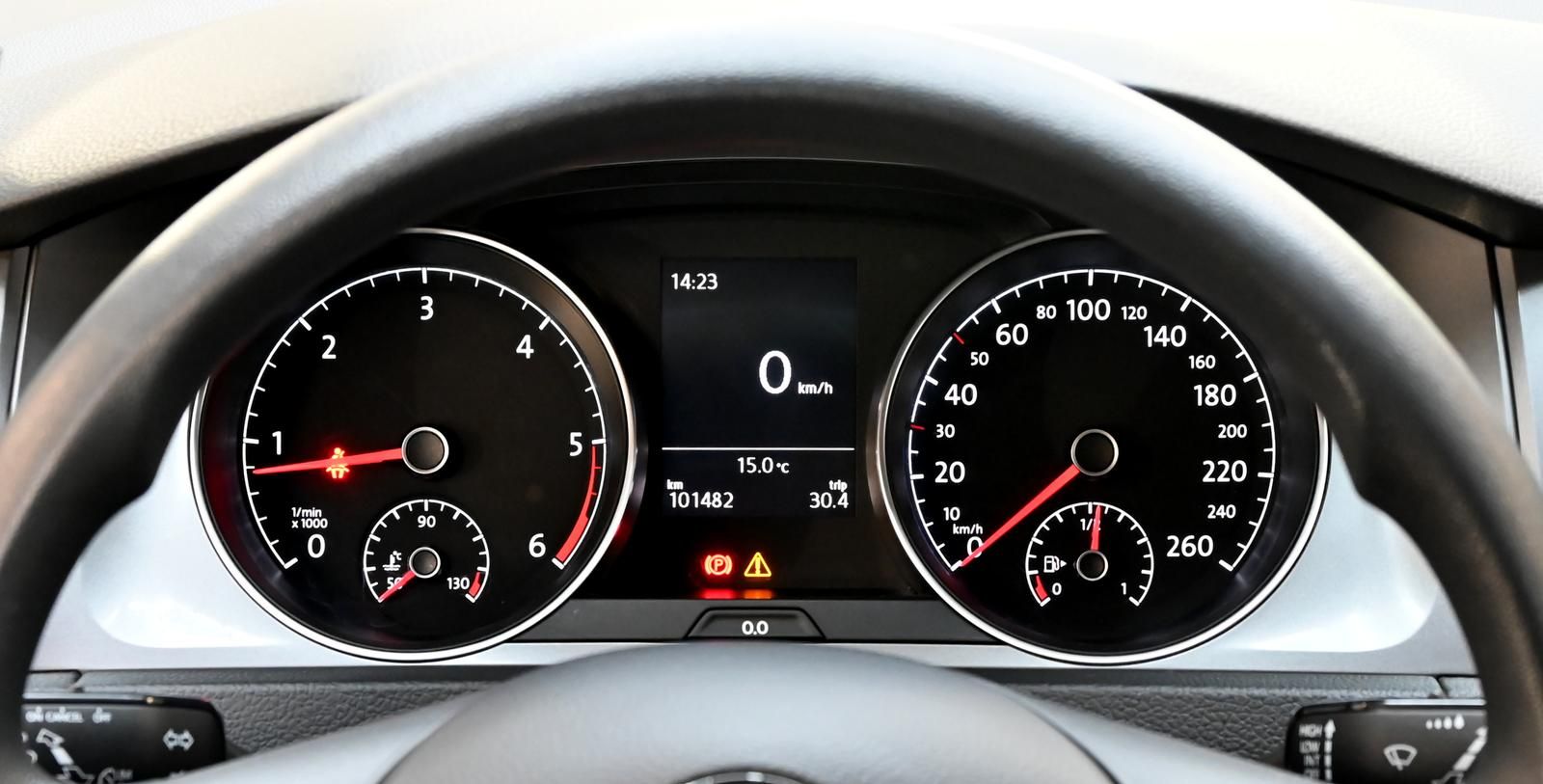Volkswagen Golf Golf 1.6 TDI,AHK,Sitzhzg.,Bluetooth