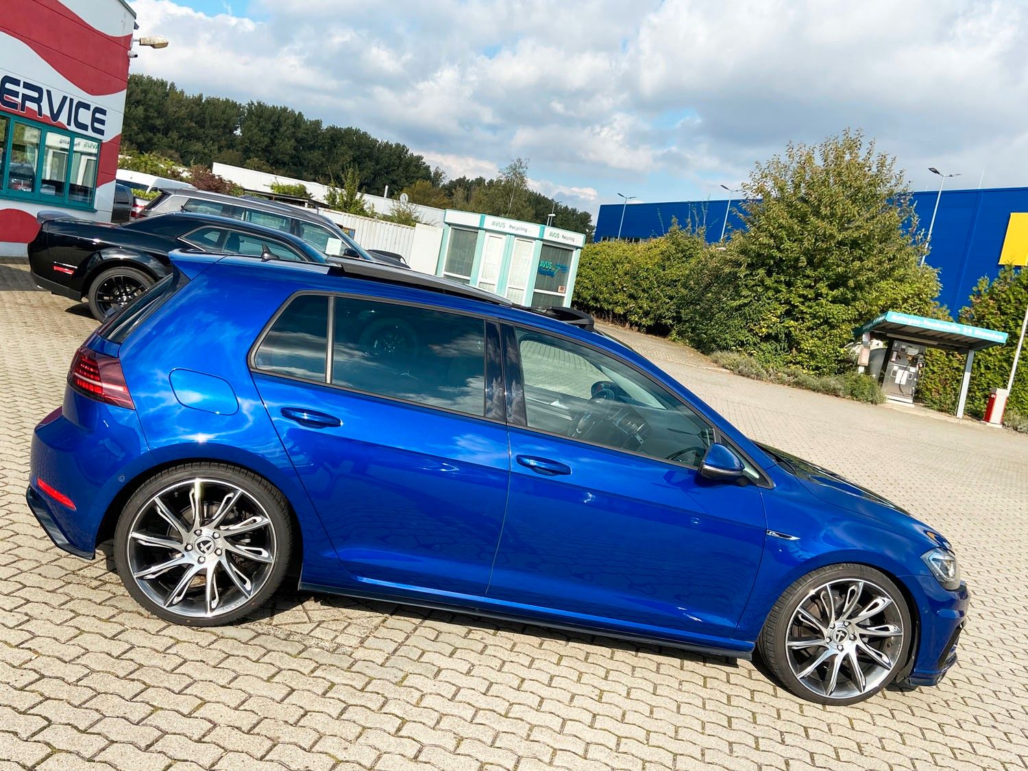Volkswagen Golf Golf VII 1,5 TSI Highline|R-LINE|PANO|19&quot;TOMASON