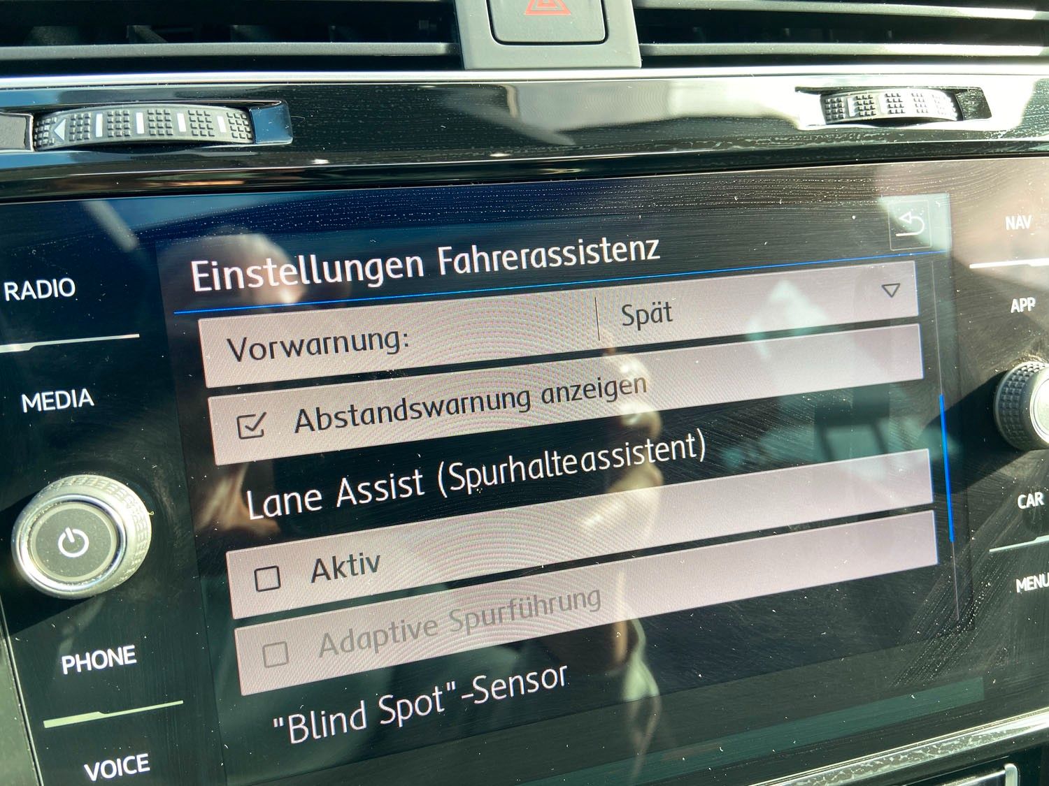 Volkswagen Golf Golf VII 1,5 TSI Highline|R-LINE|PANO|19&quot;TOMASON