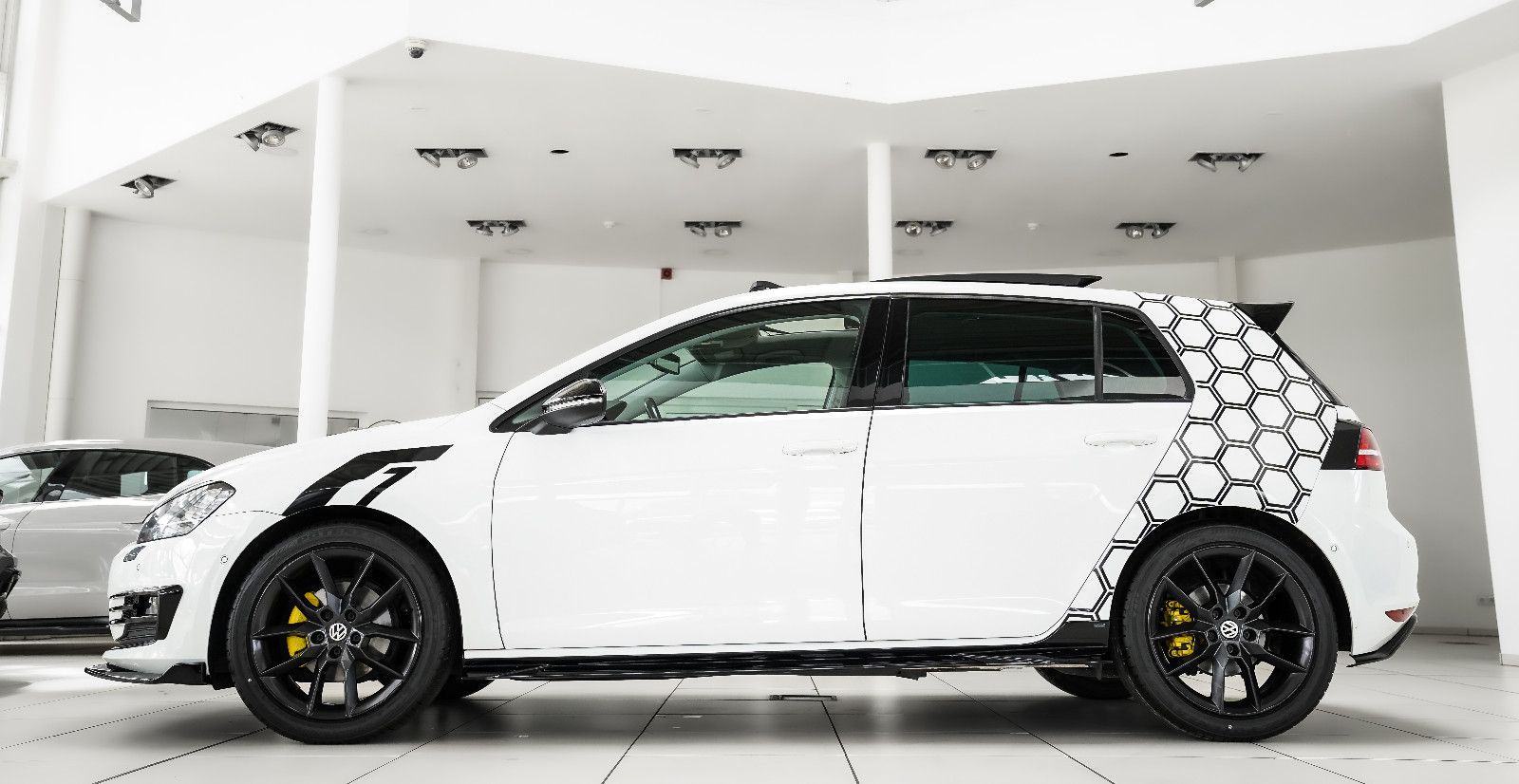 Volkswagen Golf Golf VII Lim. Highline BMT Dach Austauschmotor !