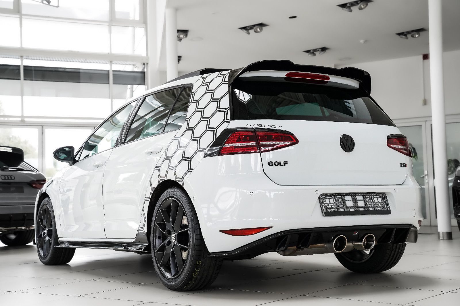 Volkswagen Golf Golf VII Lim. Highline BMT Dach Austauschmotor !
