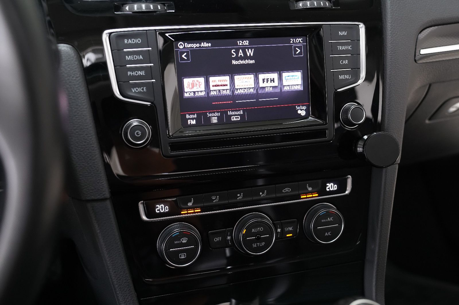 Volkswagen Golf Golf VII Lim. Highline BMT Dach Austauschmotor !